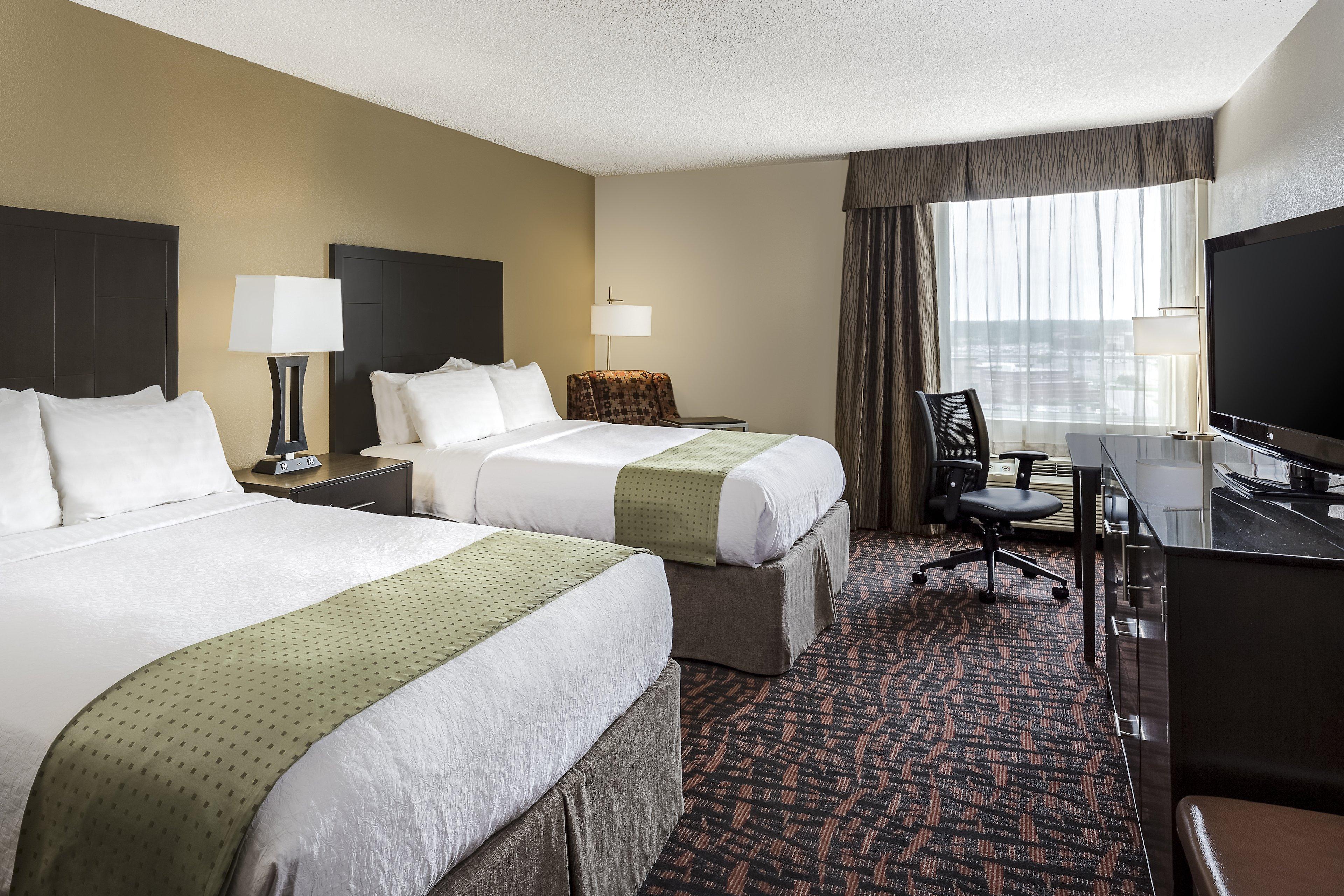 Holiday Inn Wichita East I-35 By Ihg מראה חיצוני תמונה