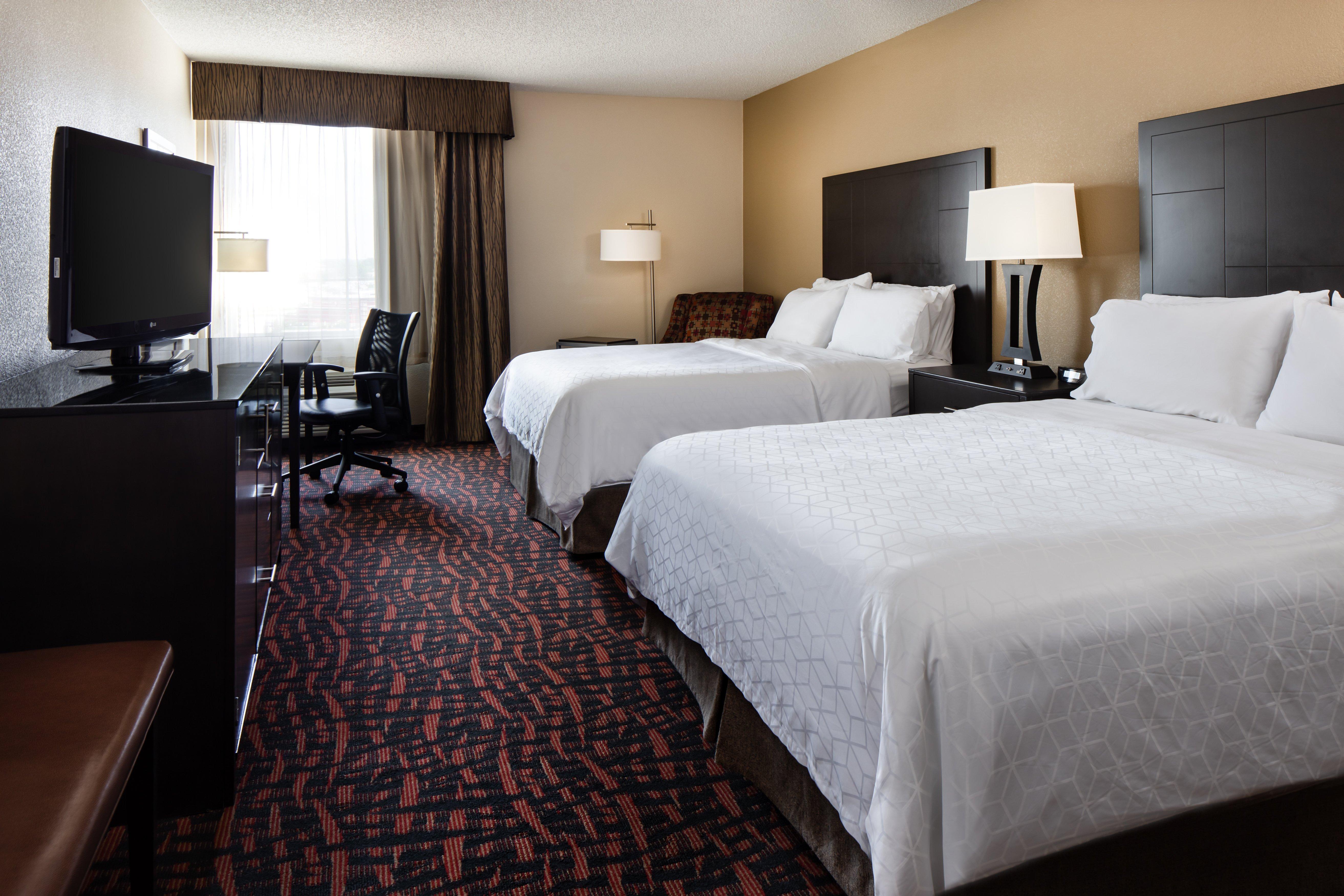 Holiday Inn Wichita East I-35 By Ihg מראה חיצוני תמונה